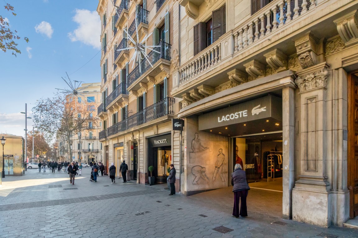 Local comercial en alquiler –  Passeig de Gràcia, 51 L1 Barcelona, Eixample