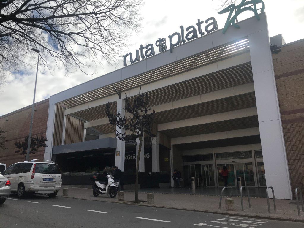Locales en alquiler en Centro Comercial Ruta de la Plata | Cáceres