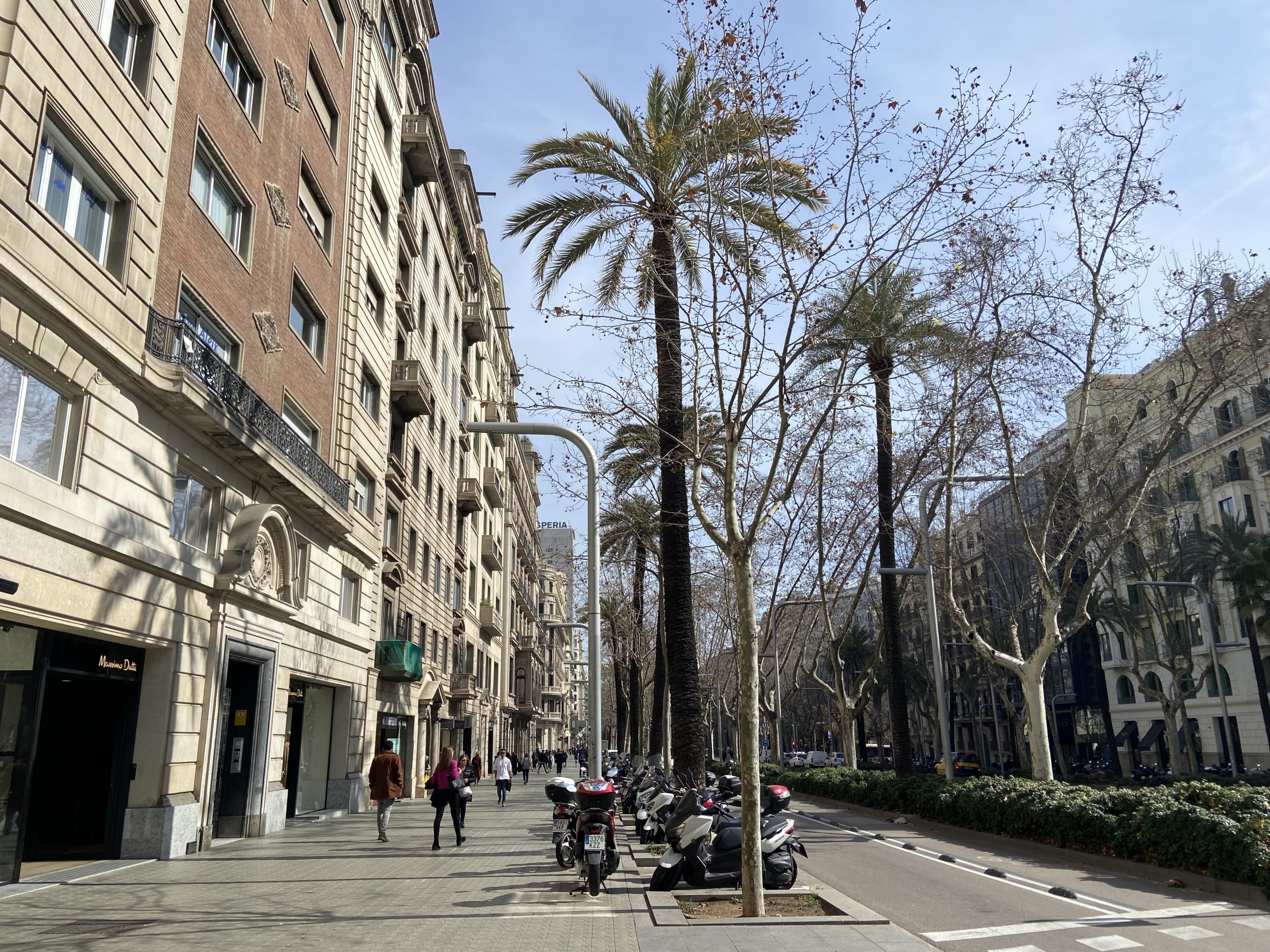 Locales comerciales en alquiler – Avinguda Diagonal, Eixample