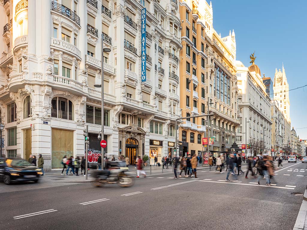 Retail units for rent | Gran Vía, Madrid Centre