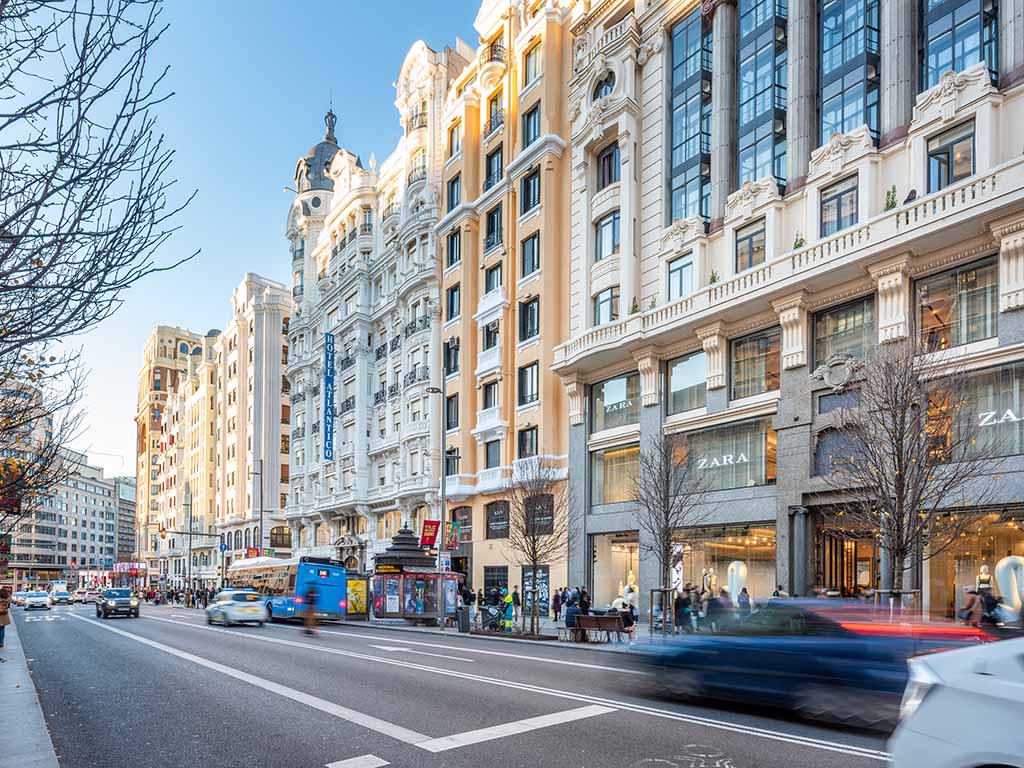 Retail units for rent | Gran Vía, Madrid Centre
