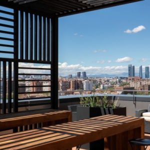 Edificio-Los-Cubos-alquiler-de-oficinas-Madrid-terrazas-Cushman-9-Large-750x397-1.jpg
