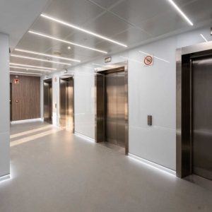 oficina-alquiler-madrid-burgos-12-ascensores.jpg