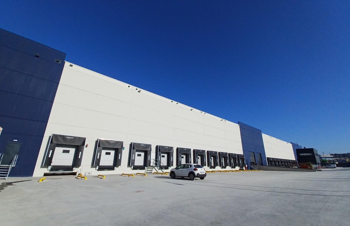 Available logistics warehouse in Parets del Vallès