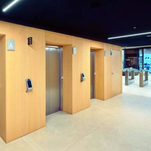 oficina-alquiler-barcelona-joan-miro-21-ascensores.jpg