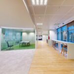 ALQUILER-OFICINAS-MADRID-EDIFICIO-NOVUS-EAST-CAMINO-FUENTE-DE-LA-MORA-1-28050-MADRID-zonas-comunes (1).jpg