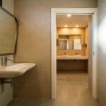 ALQUILER-OFICNIAS-BARCELONA-EDIFICIO-CORPORATIVO-SANT-CUGAT-CARRER-DE-VIC-17-08173-SANT-CUGAT-DEL-VALLÈS-baño (1).jpg