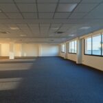 ALQUILER-OFICNIAS-BARCELONA-EDIFICIO-CORPORATIVO-SANT-CUGAT-CARRER-DE-VIC-17-08173-SANT-CUGAT-DEL-VALLÈS-oficina-3 (4).jpg