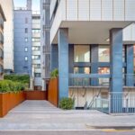 ALQUILER-OFICINAS-BARCELONAPASSEIG DE LA BONANOVA 67-69 08027 BARCELONA-ENTRADA.jpg