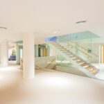 alquiler-oficinas-sant-cugat.del-valles-EDIFICIO-GAIA-CARRETERA-DE-RUBÍ-102-08174-SANT-CUGAT-DEL-VALLÈS-oficina-escaleras.jpg