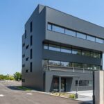 ALQUILER-OFICINAS-COSLADA-EDIFICIO-ÁGORA-AVENIDA-DEL-JARAMA-17-28823-COSLADA-EDIFICIO.jpg