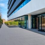 alquiler-de-oficinas-en-las tablas-qintanadueñas-acceso.jpg