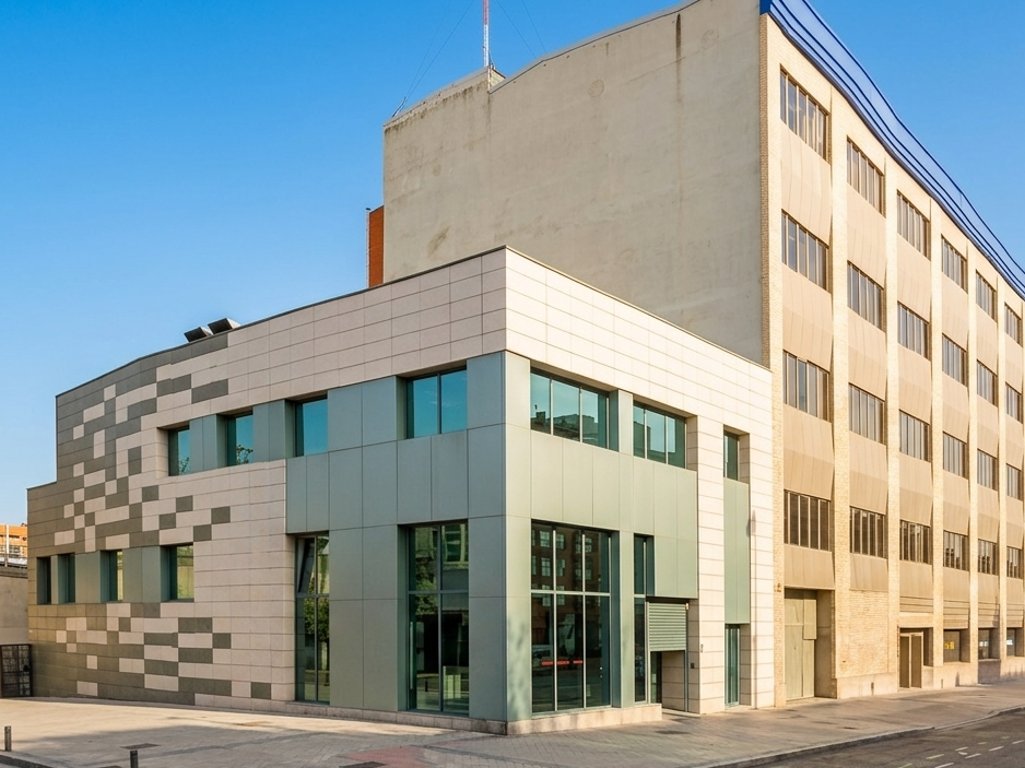 ALQUILER-OFICINAS-MADRID-CALLE-DE-M?NDEZ-?LVARO-7-EDIFICIO.jpg