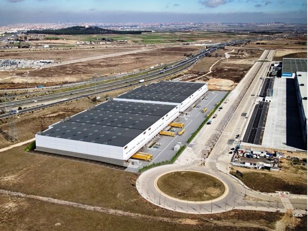nave-logistica-alquiler-getafe-exterior-1.jpg