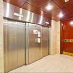 ALQUILER-OFICINAS-BARCELONA-CARRER-DE-LA-CARAVEL.LA-LA-NIÑA-12-08037-BARCELONA-ASCENSORES.jpg