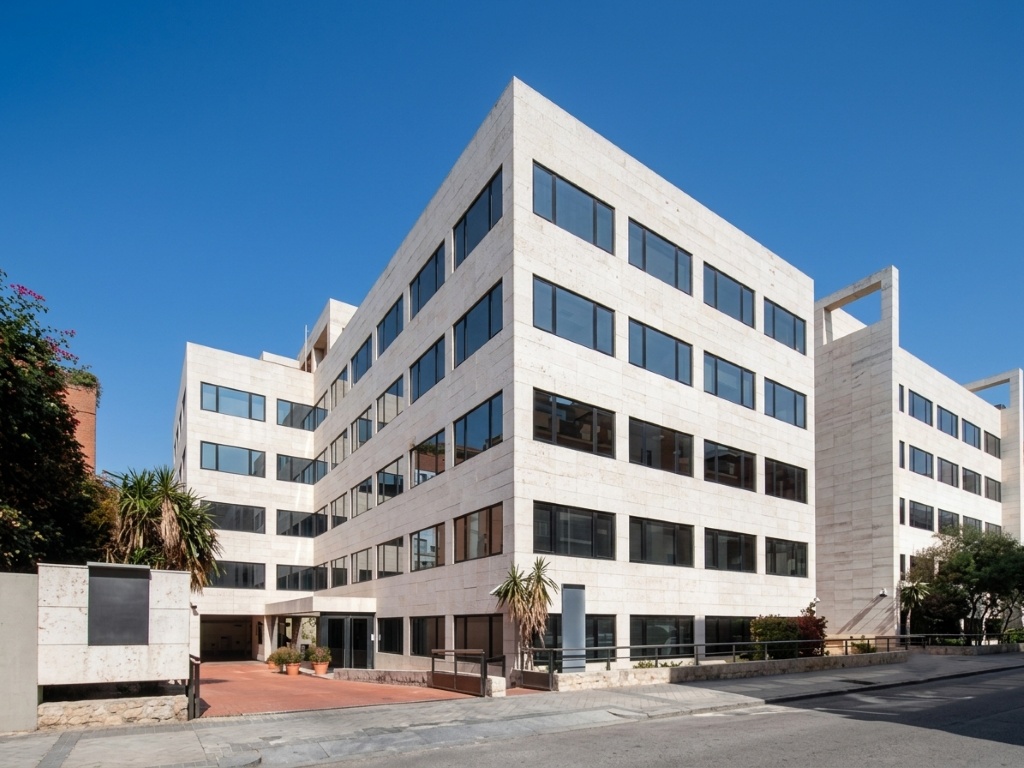 ALQUILER-OFICINAS-BARCELONA-CARRER-DEL-MILANESAT-21-23-08017-BARCELONA-EDIFICIO-6.jpg