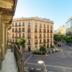 ALQUILER-OFICINAS-BARCELONA-CARRER-PAU-CLARIS-108-EXTERIOR (4).jpg