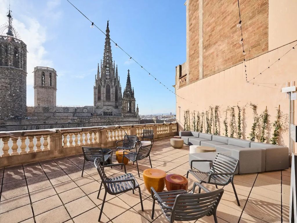 alquiler-oficinas-carrer-de-la-tapineria-10-barcelona