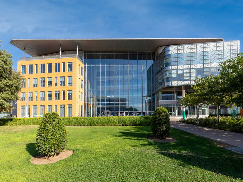 alquiler-oficinas-world-trade-center-almeda-park-edificio-8-placa-de-la-pau-1-cornella-de-llobregat