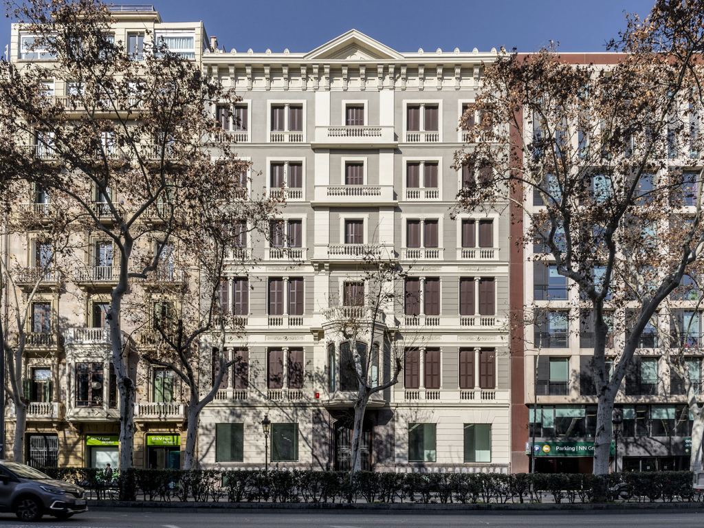 Alquiler-Oficinas-Gran-Via-De-Les-Corts-Catalanes-639-Barcelona-Fachada