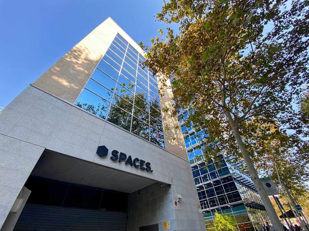 Alquiler-Oficinas-Mar-Edificio-A-Carrer-De-Pallars-199-Barcelona-Fachada