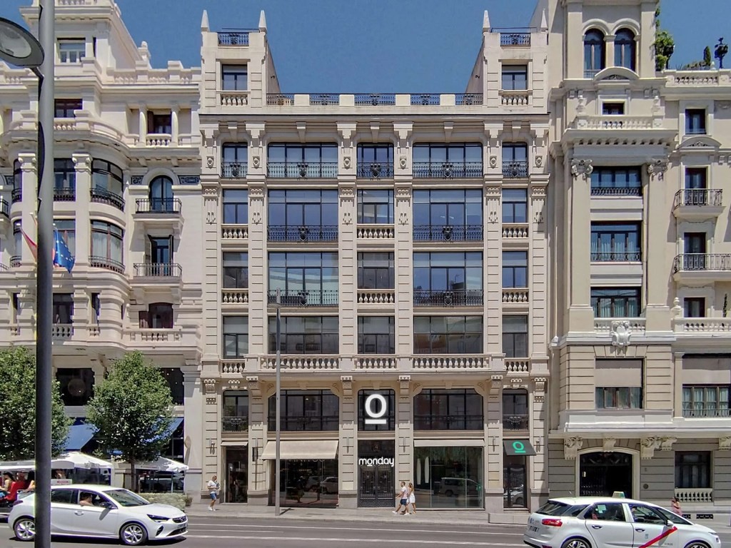 Alquiler-Oficinas-Calle-Gran-Via-4-Madrid-Fachada