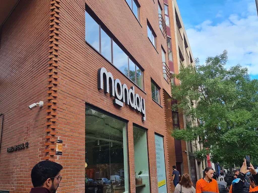 Alquiler-Oficinas-Paseo-Imperial-14-Madrid-Fachada