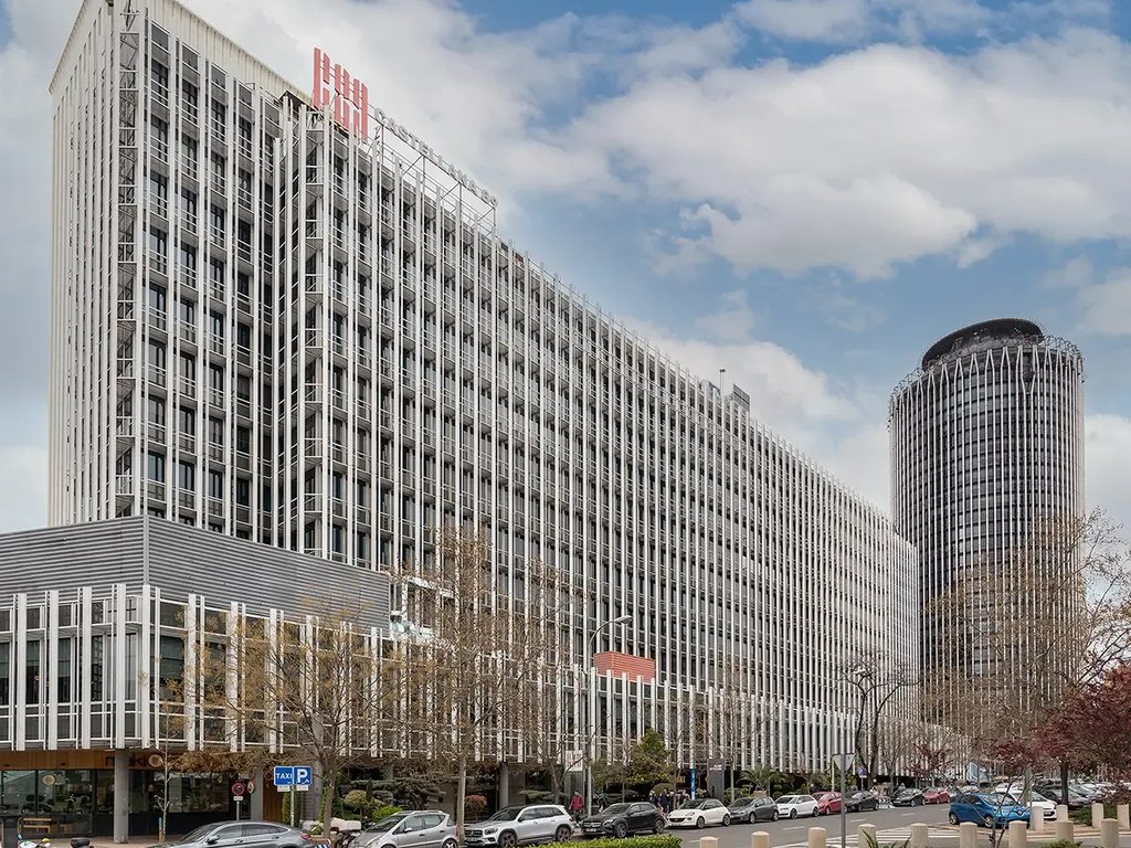 Alquiler-Oficinas-Paseo-De-La-Castellana-91-Madrid-Fachada