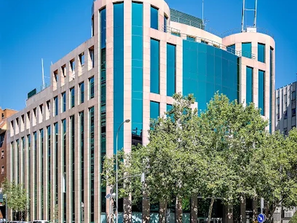 Alquiler-Oficinas-Calle-De-Francisco-Silvela-42-Madrid-Edificio