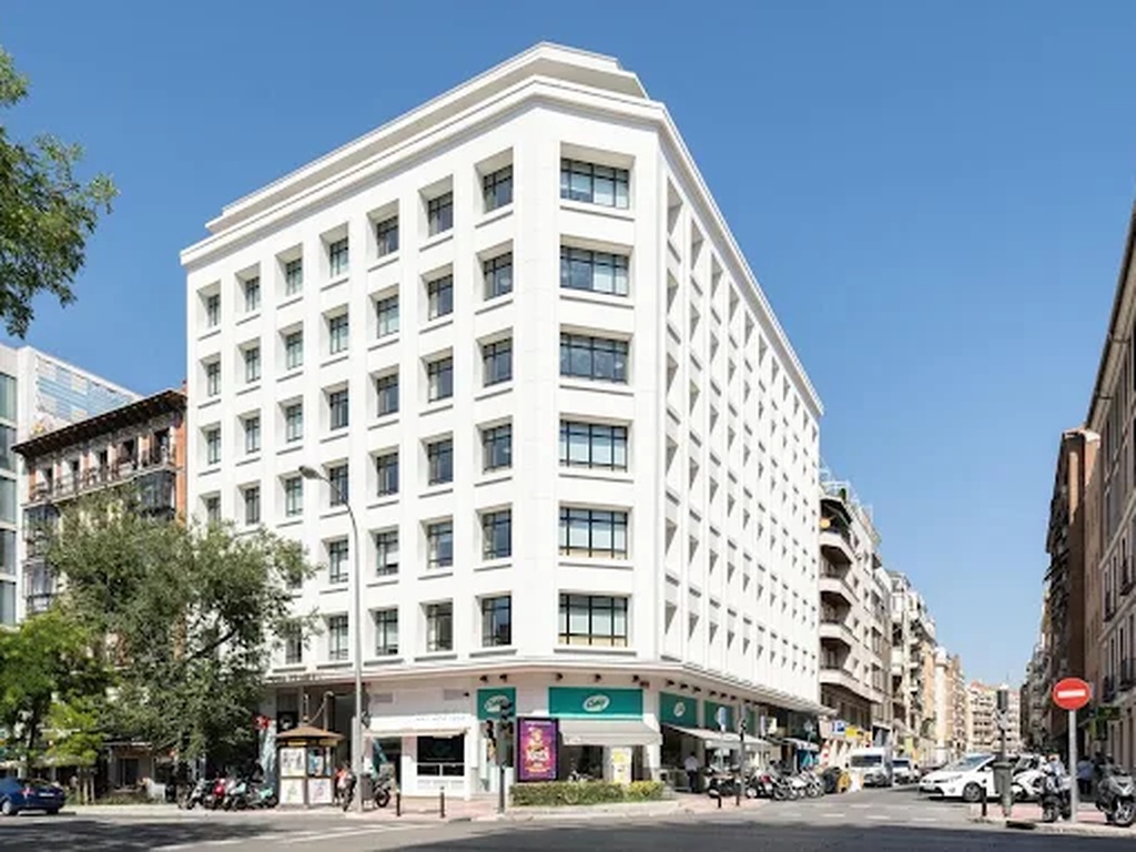 Alquiler-Oficinas-Calle-Eloy-Gonzalo-27-Madrid-Edificio