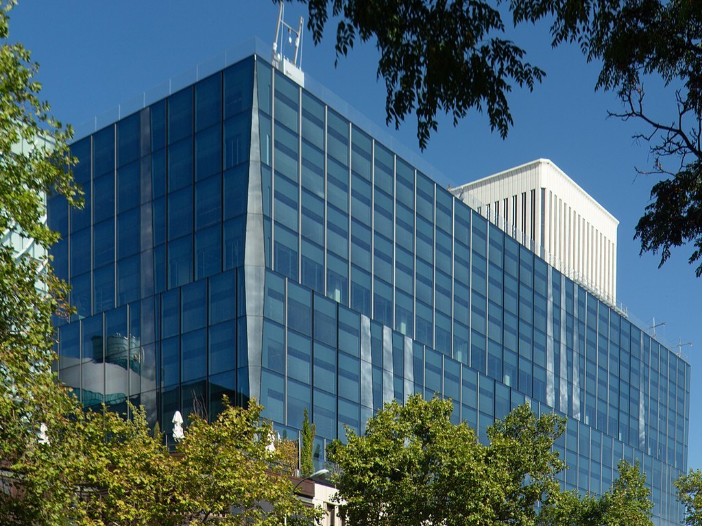 Alquiler-Oficinas-Paseo-De-La-Castellana-83-85-Madrid-Fachada