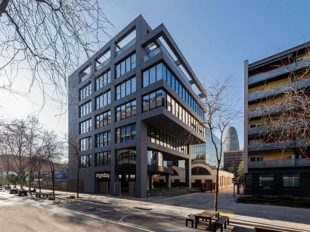 Alquiler-Oficinas-Fabrica-De-Sabo-Carrer-De-Sancho-De-Avila-105-Barcelona-Fachada