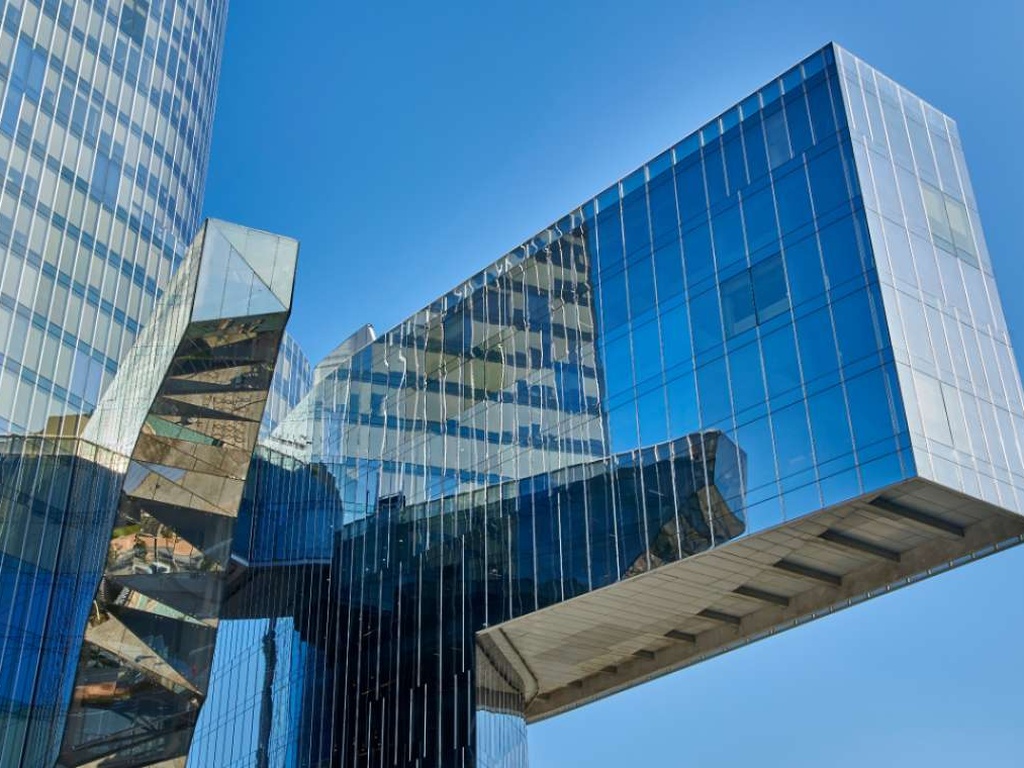 Alquiler-Oficinas-Calle-De-Garcia-De-Paredes-92-Madrid-Fachada