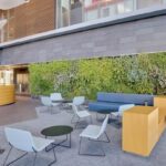 Alquiler-Oficinas-Cristalia-Play-Calle-Via-De-Los-Poblados-3-Madrid-Exterior