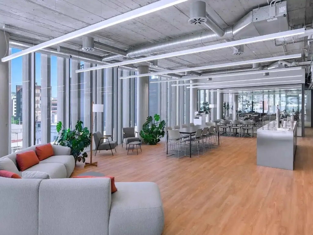 alquiler-oficinas-carrer-de-pere-iv-64-barcelona